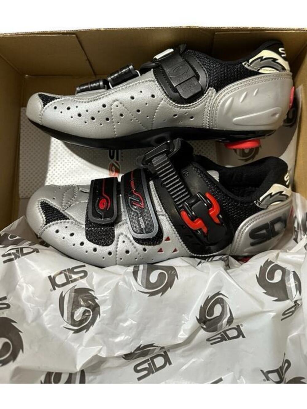 Sidi NWT Women's Size 8 Silver Black Scarpe Genius 5 Road Cycling Bike Shoes